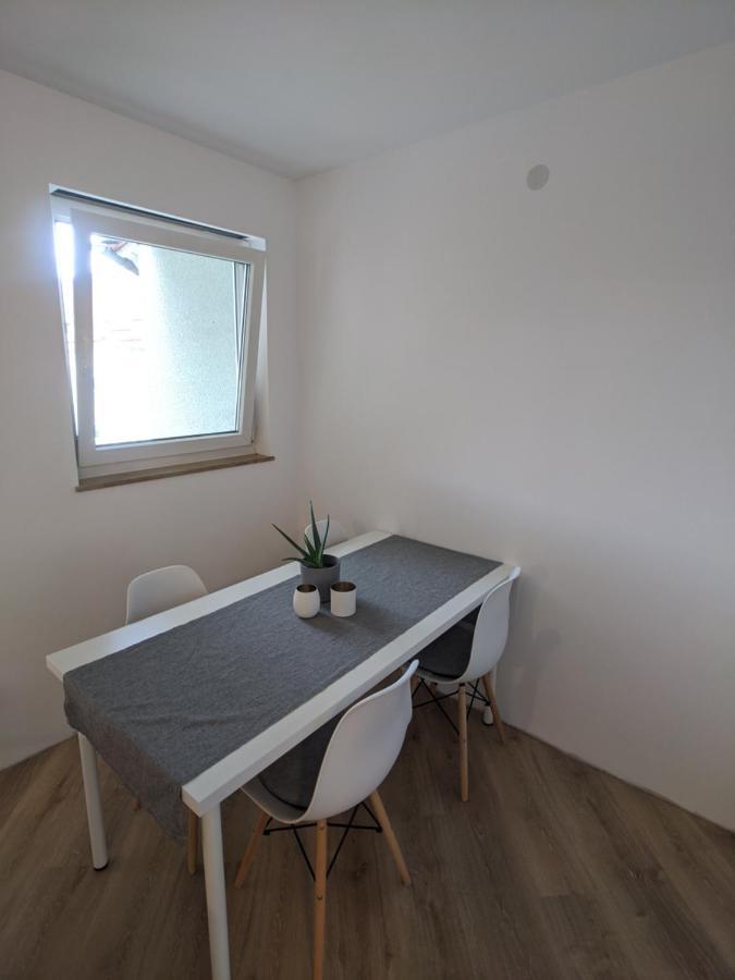 Ideales Messe Appartment 15Min Fahrtweg Kirchheim unter Teck Exteriör bild